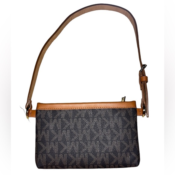 MICHAEL KORS MONOGRAM WAIST PACK - Picture 2 of 8